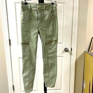 WHBM Everyday, Soft, Skinny, Ankle jeans, size 2 Short